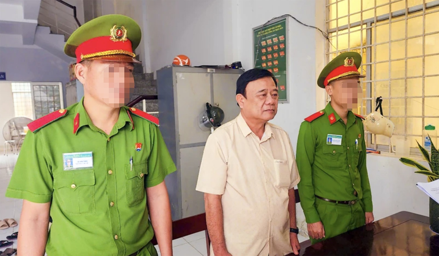 Lua dao chiem doat anh 1