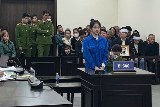 Nu sinh ‘cuong ghen’ dam chet ban trai chi vi 1 tin nhan hinh anh