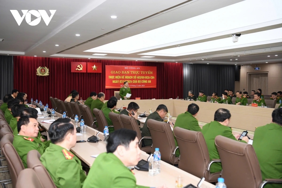 Thu truong Nguyen Van Long anh 1