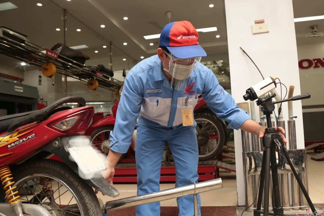 Co so dang kiem xe co gioi duoc kiem dinh khi thai xe may? hinh anh