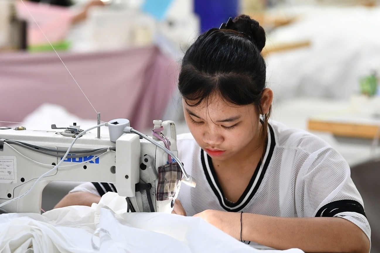 Quy dinh thuong Tet nguoi lao dong can biet hinh anh