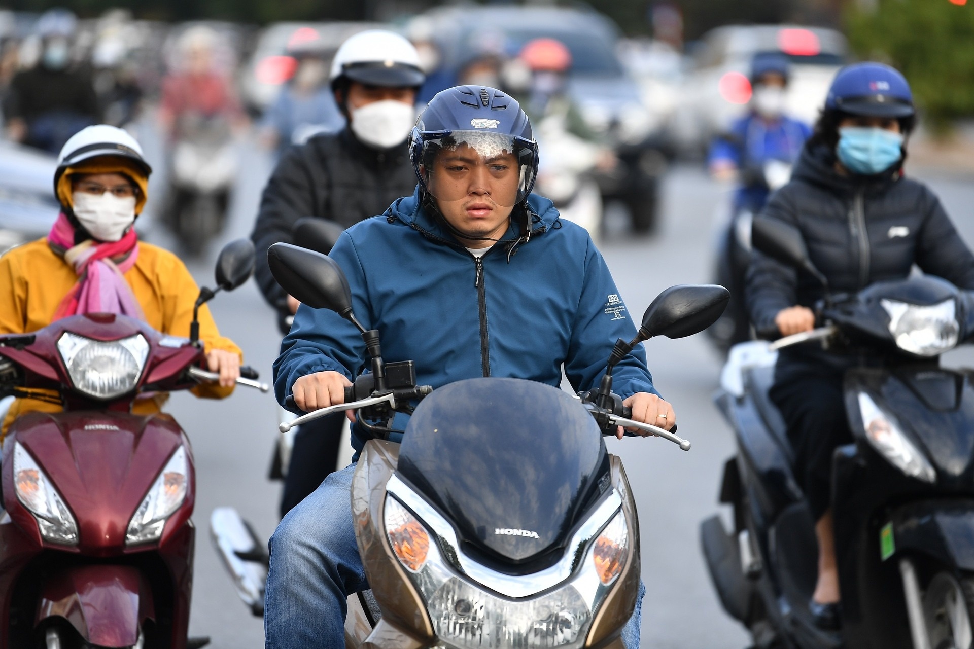 Du bao thoi tiet 6/1: Ha Noi dem lanh 12 do, TP.HCM nang ca tuan hinh anh