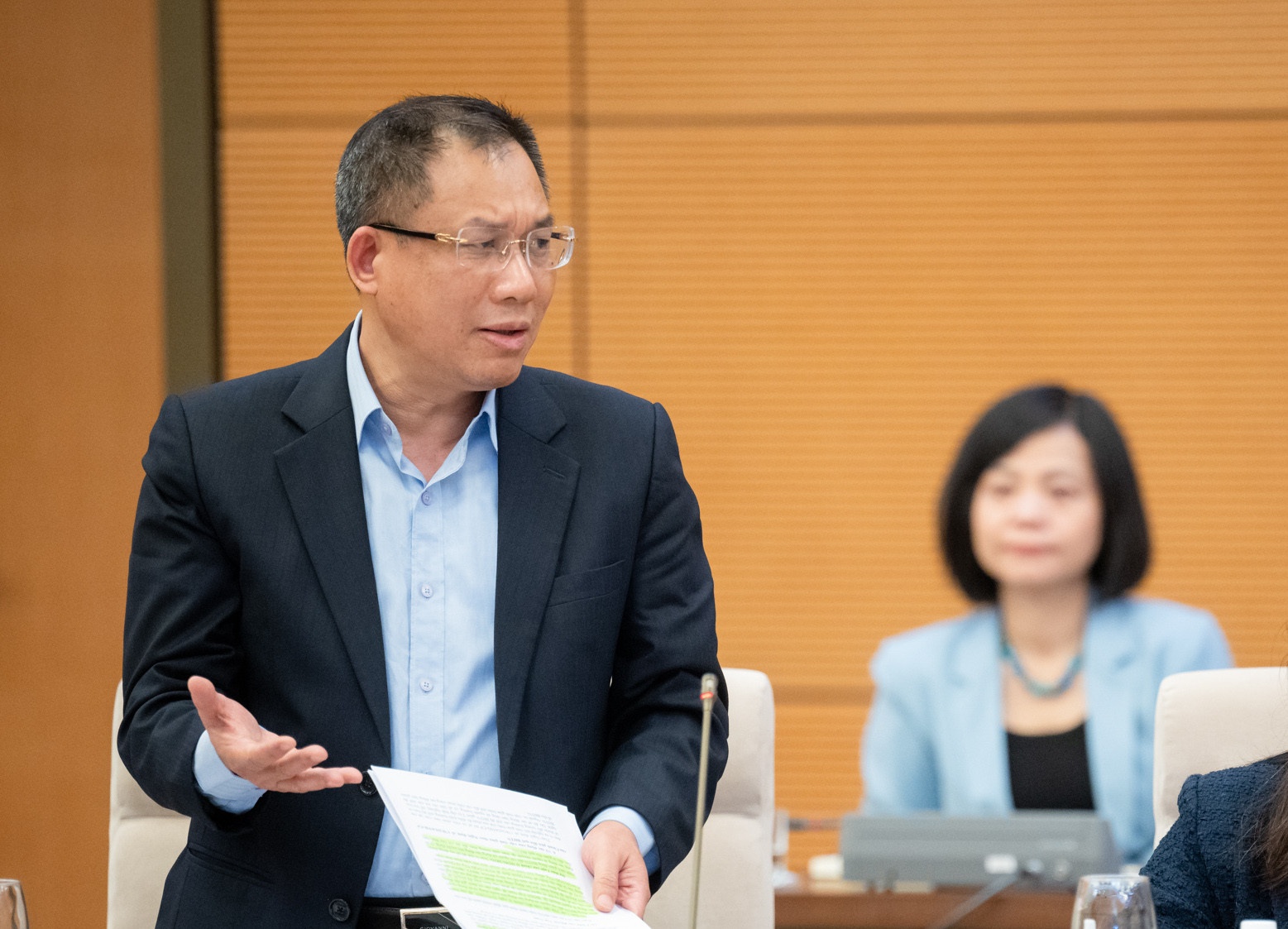 Quy bao hiem ket du 63.000 ty, du chi tro cap cho vien chuc nghi viec hinh anh