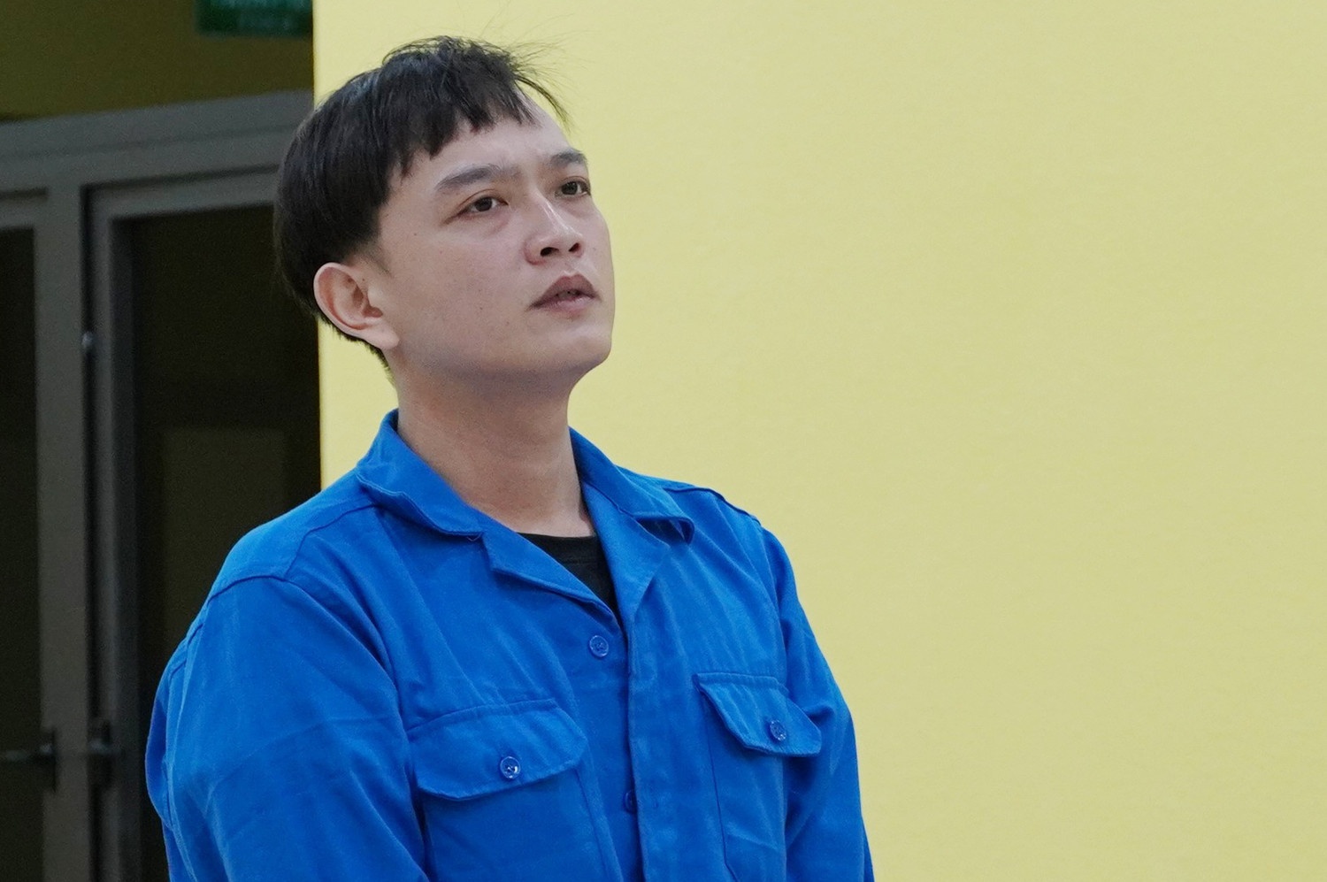 Ga trai,  Nhan tam sat hai,  Gia dinh vo ho anh 1