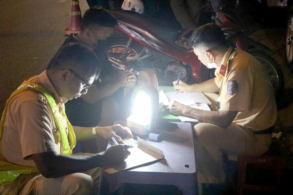 Vi pham nong do con, nam cong nhan xin xu nhe vi luong khong du phat hinh anh