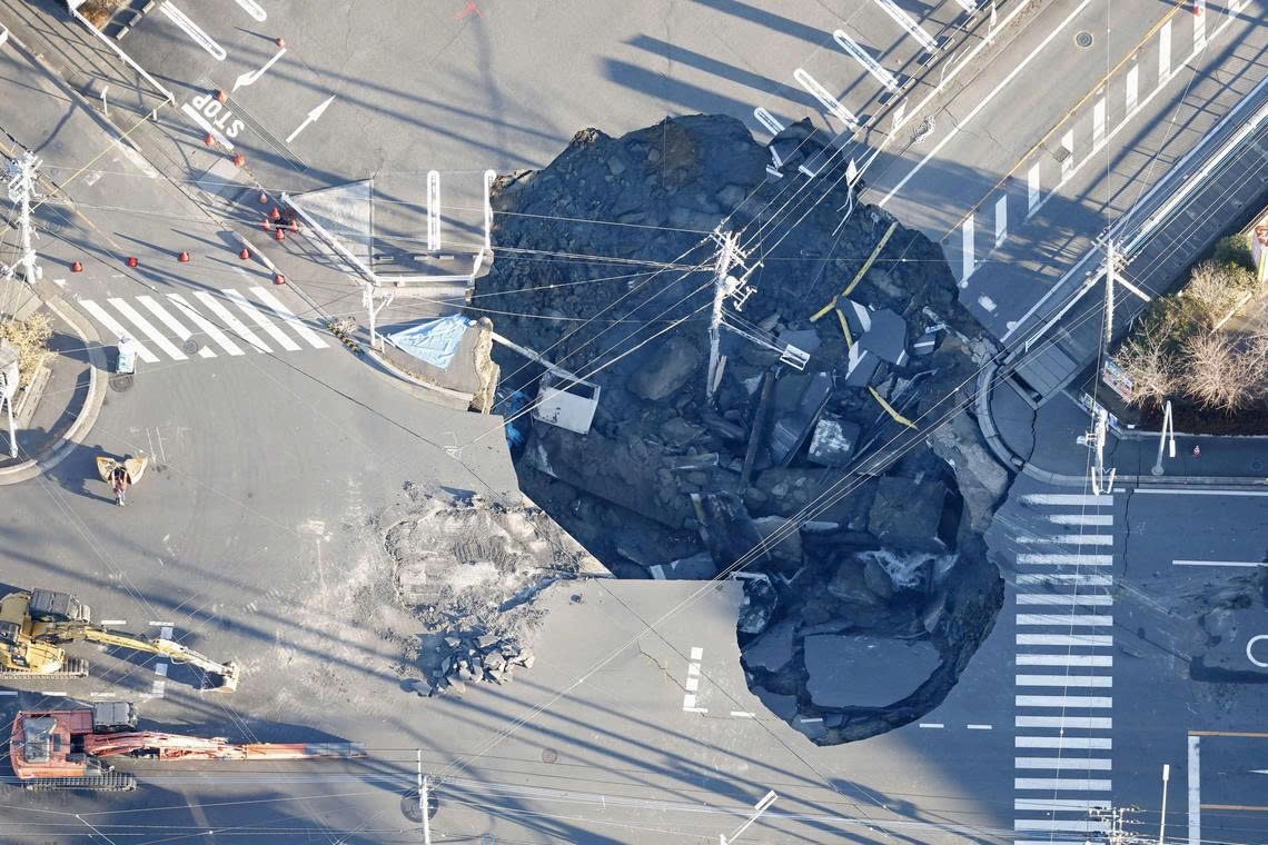 Khuyen cao 1,2 trieu dan Nhat khong tam vi tai xe ket trong ho tu than hinh anh