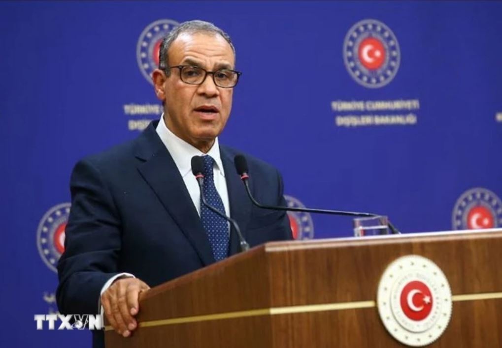 Hoi nghi Trung Dong anh 1