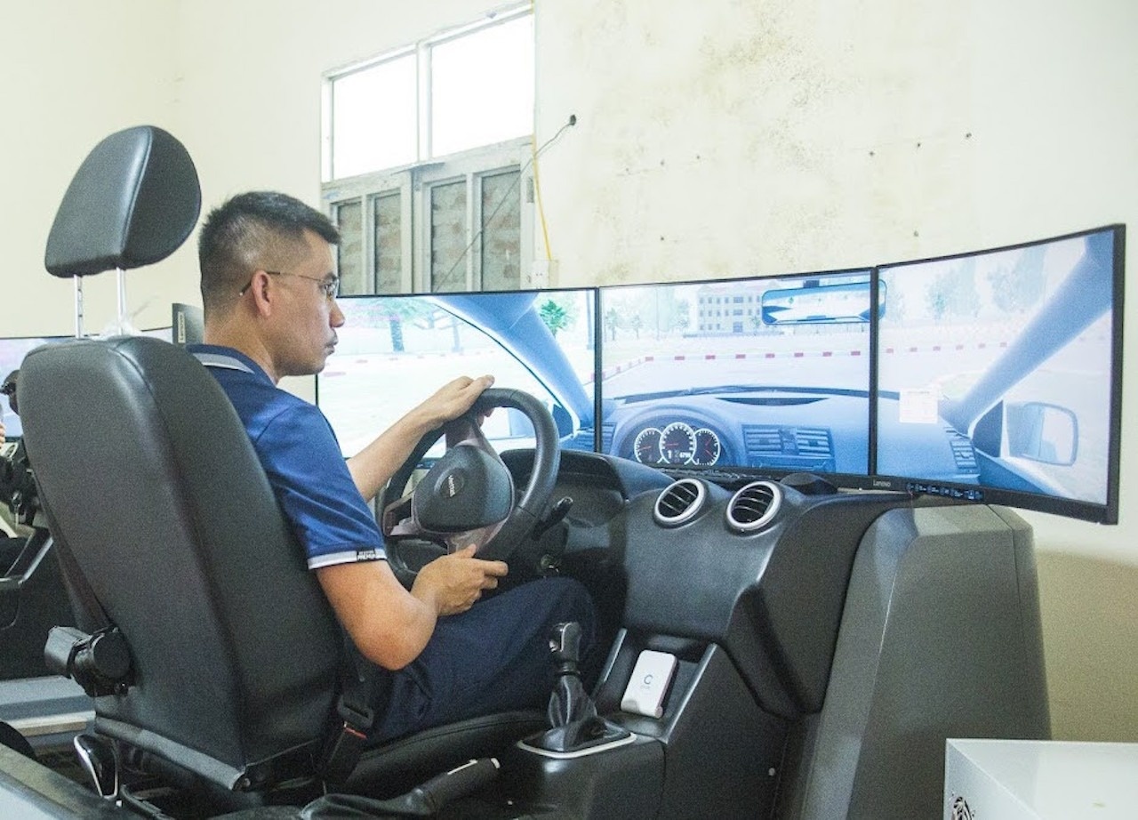 15 danh muc dao tao, sat hach lai xe ban giao Cuc Canh sat giao thong hinh anh