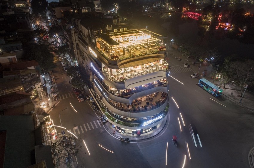 'Ham ca map' bien ho Guom thanh ao tu hinh anh