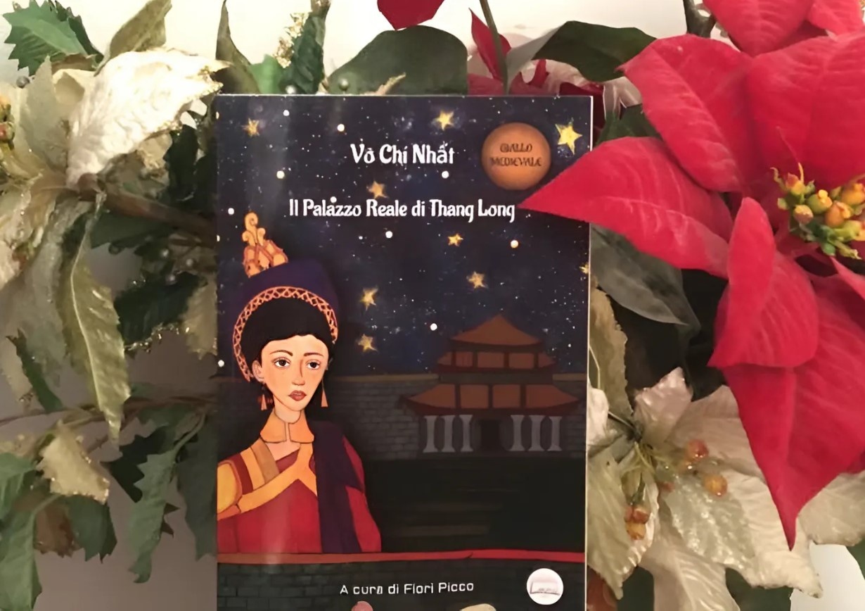 Tieu thuyet 'Hoang cung' xuat ban o Italy hinh anh