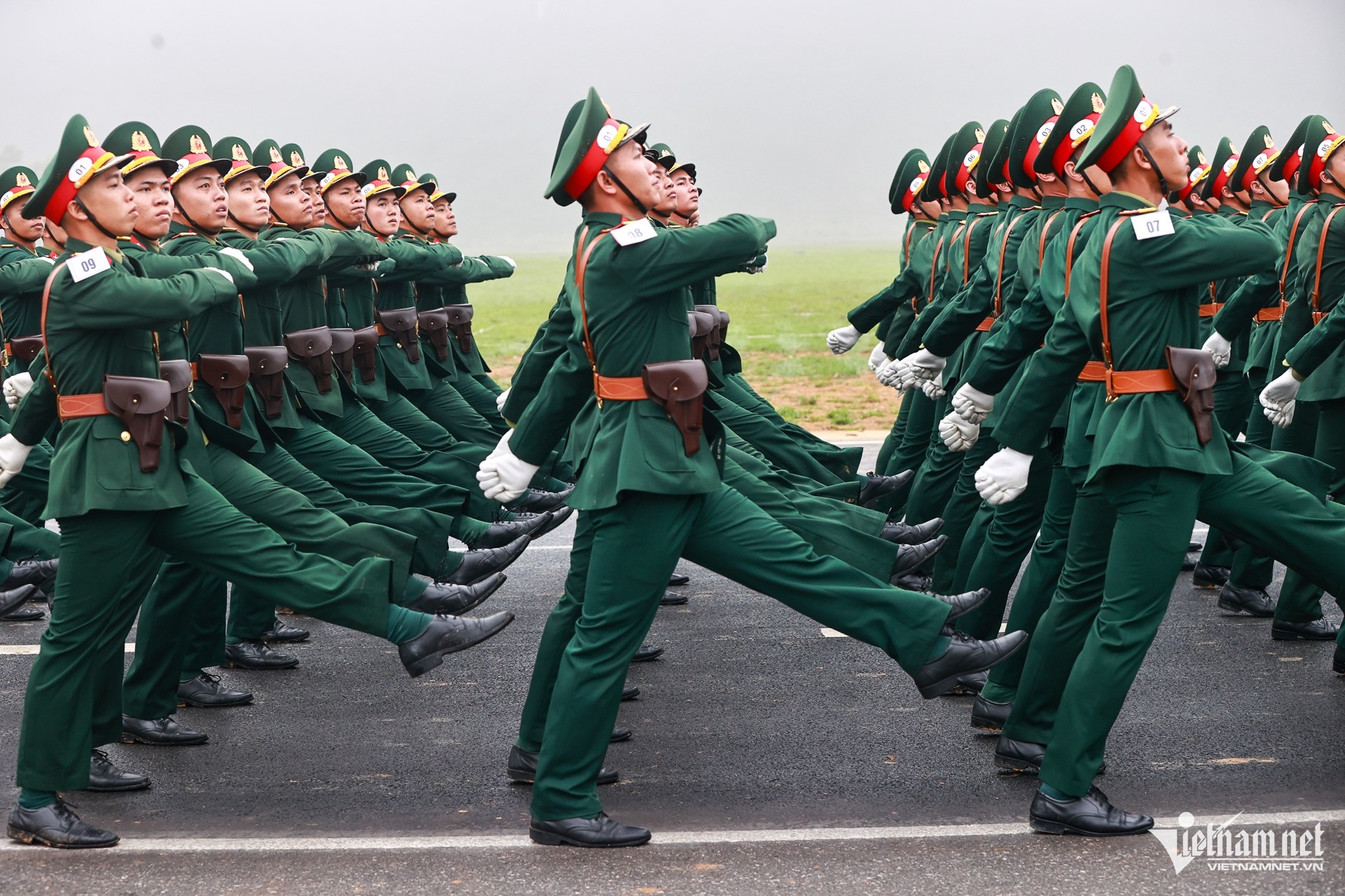 Luong huu quan doi anh 1