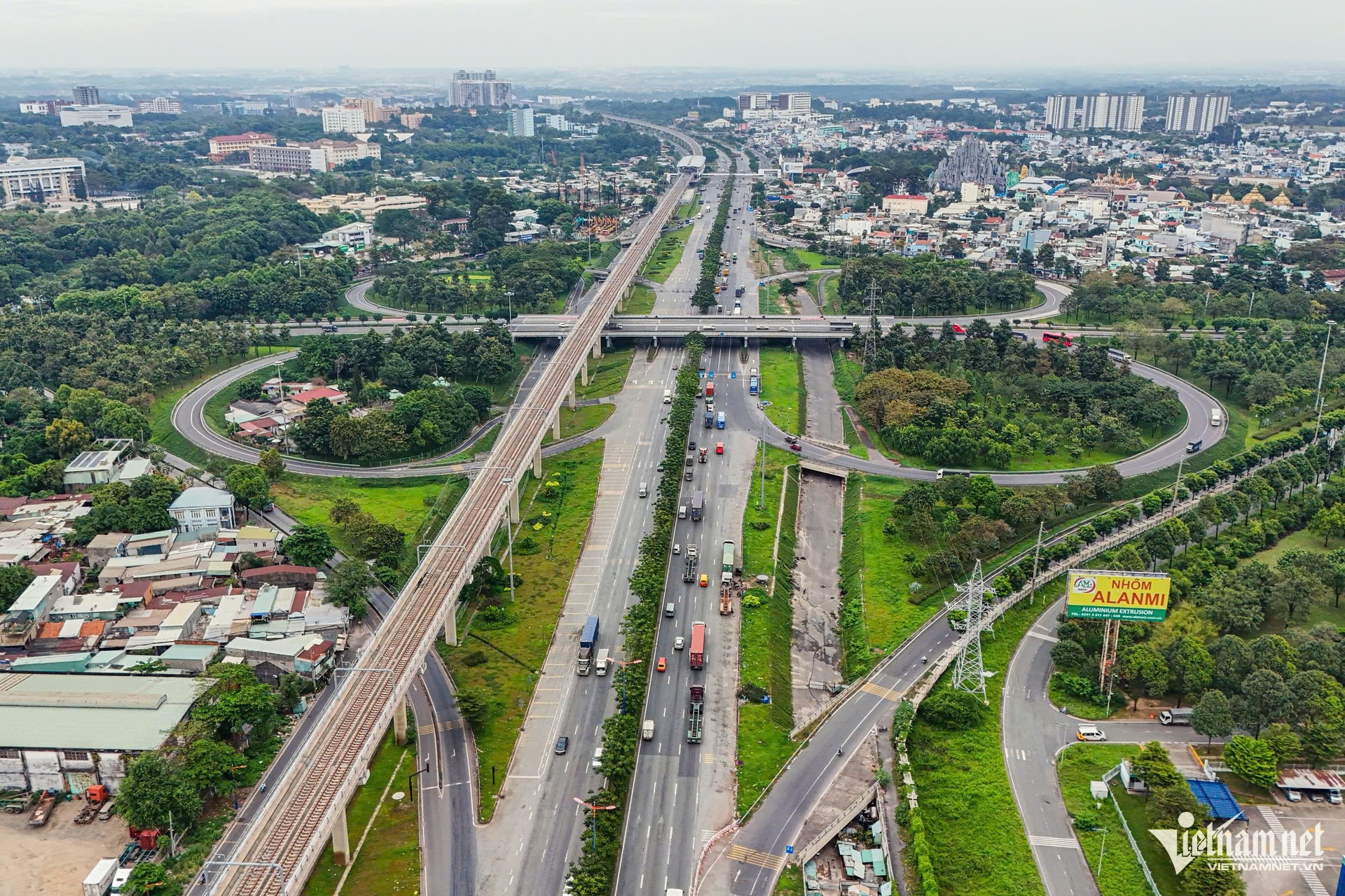 Xa lo Ha Noi TP.HCM anh 1