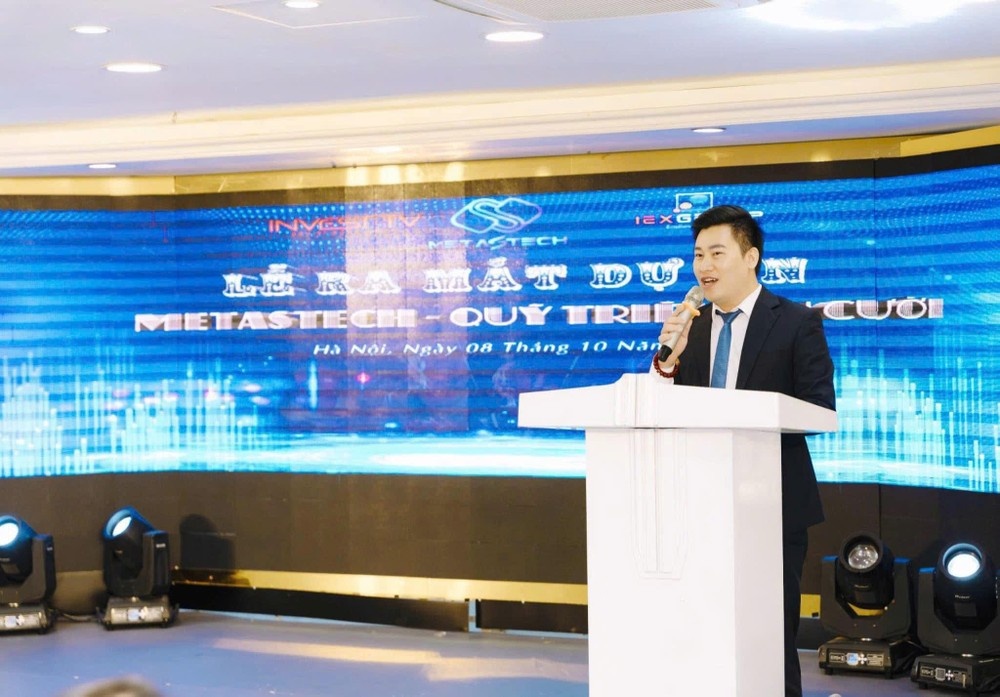 Ho Quoc Than Tien ao anh 1