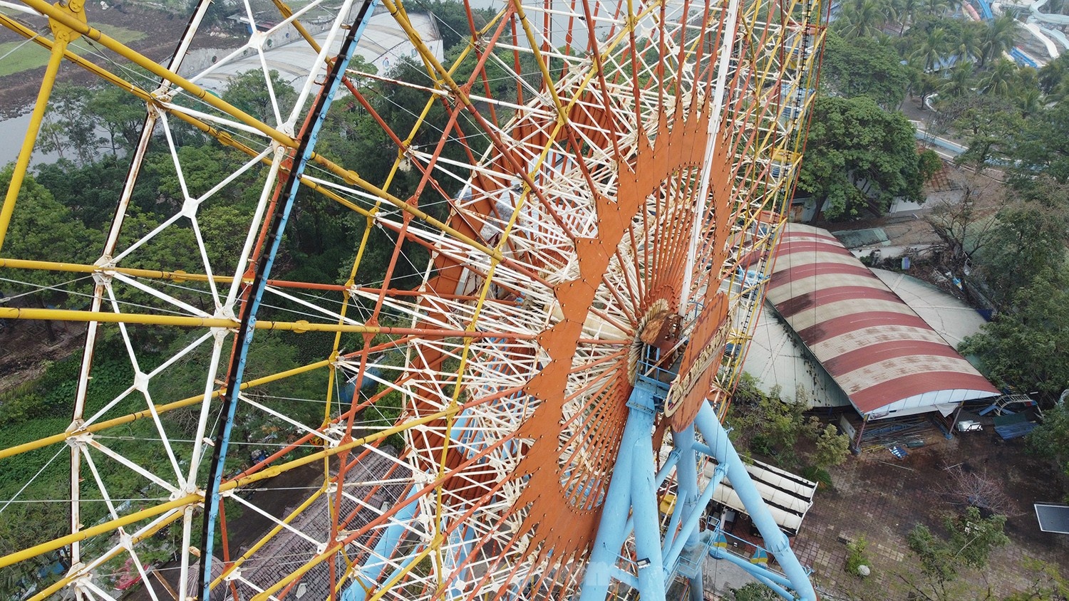 Xoa Cong vien Mat troi anh 1