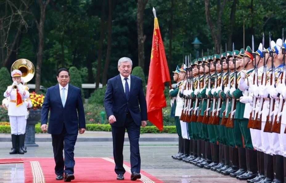 Thu tuong Kyrgyzstan ket thuc tot dep chuyen tham chinh thuc Viet Nam hinh anh