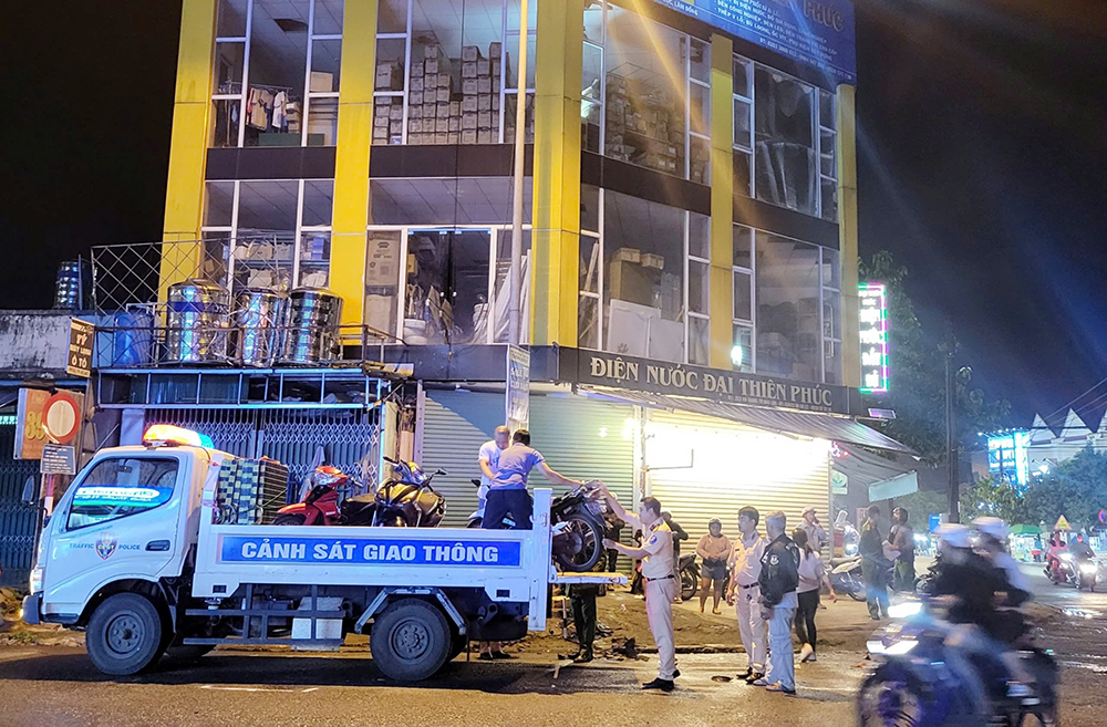 Doan Van Bau tai nan anh 2