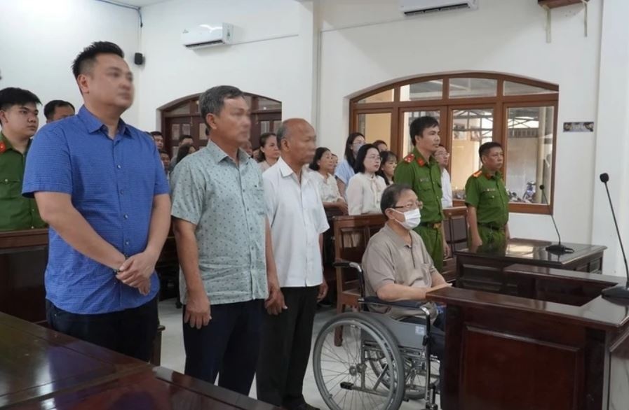 Nguyen lanh dao cong ty di tu vi gay that thoat 554 ty dong hinh anh