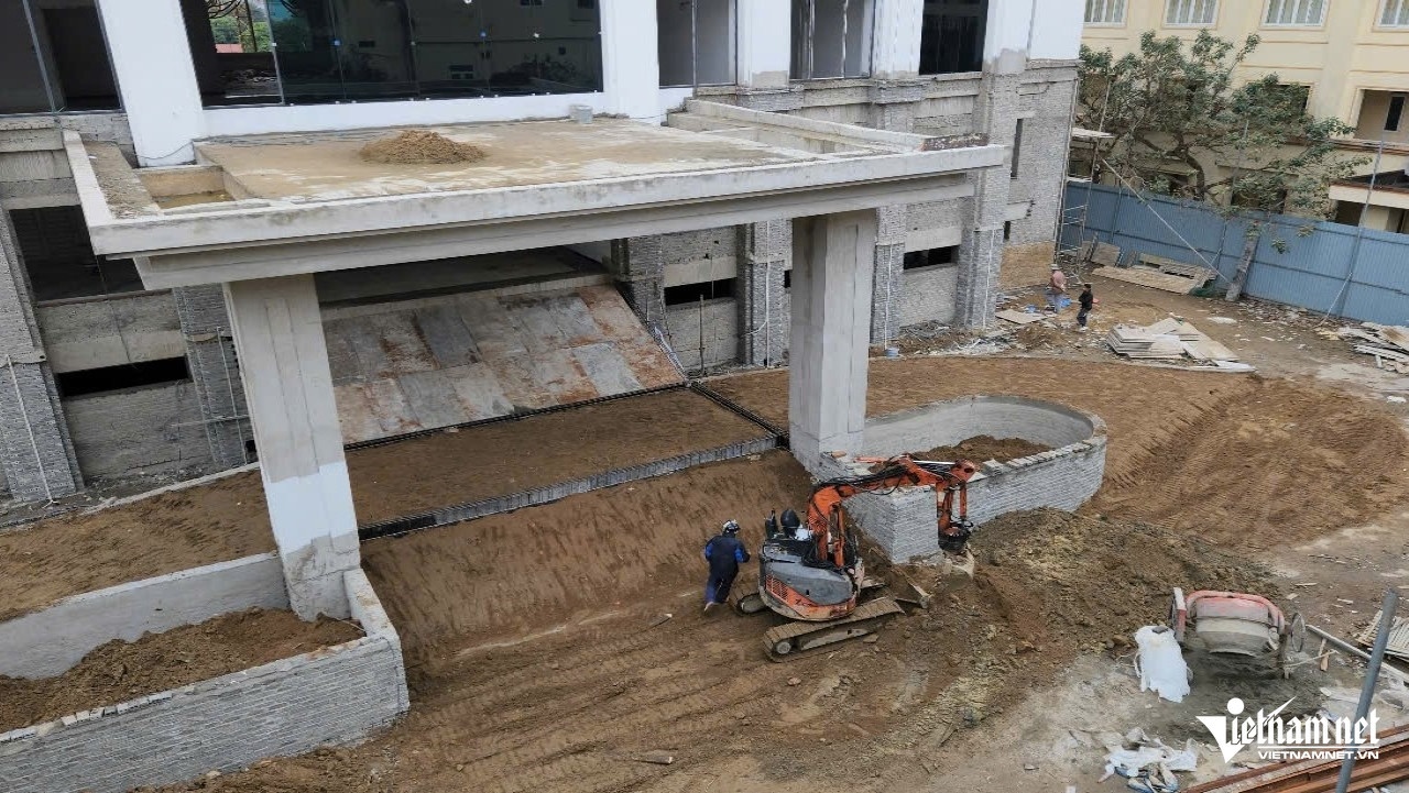 Tru so huyen Thanh Hoa anh 2