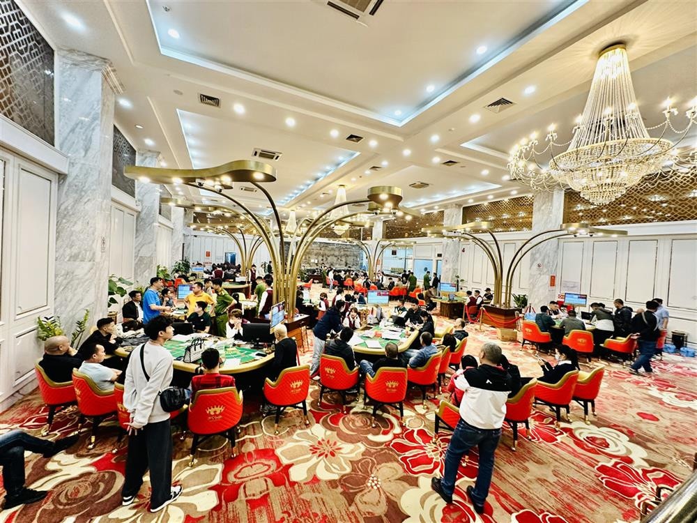 Trung Quoc Royal Lao Cai anh 1