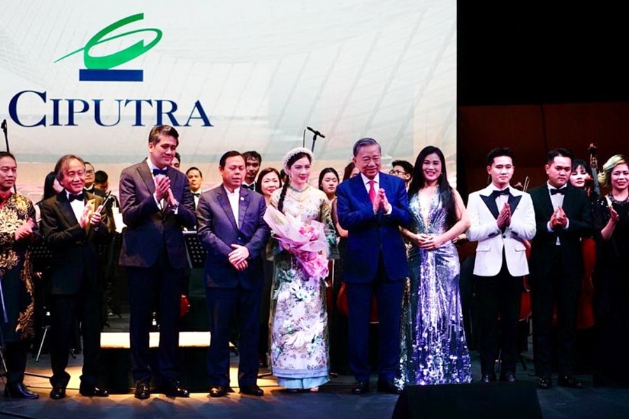 Hoa nhac Ky niem 70 nam thiet lap ngoai giao Viet Nam - Indonesia hinh anh