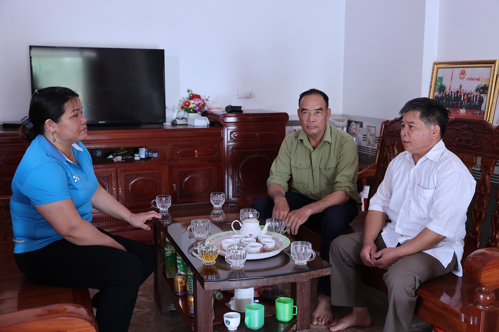 Phu cap truong thon anh 1