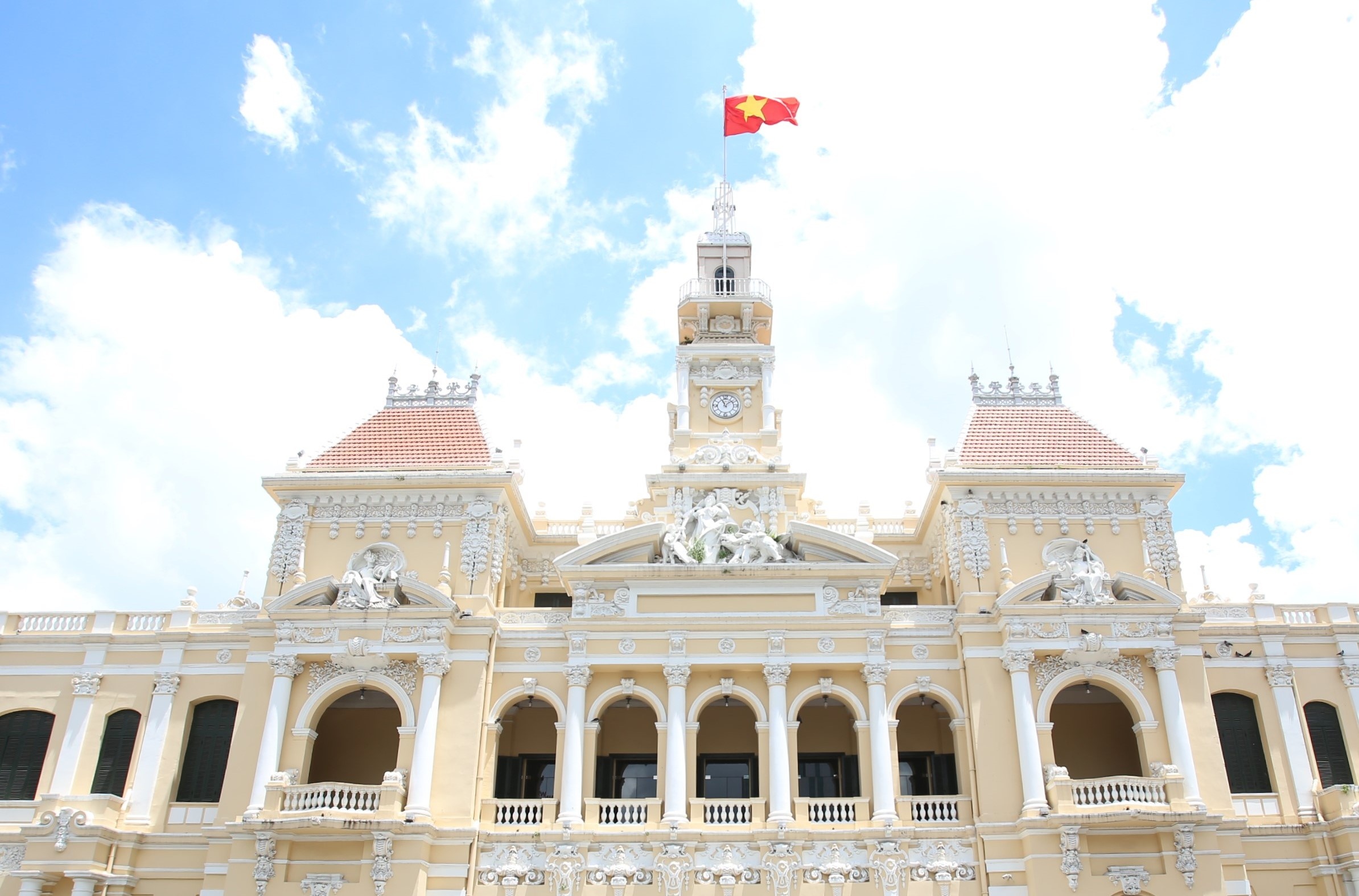 TP.HCM thong bao nghi le Gio To Hung Vuong hinh anh