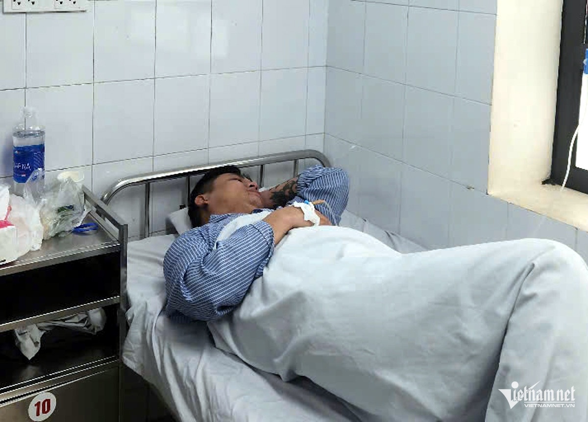 Danh tai xe taxi G7 anh 1