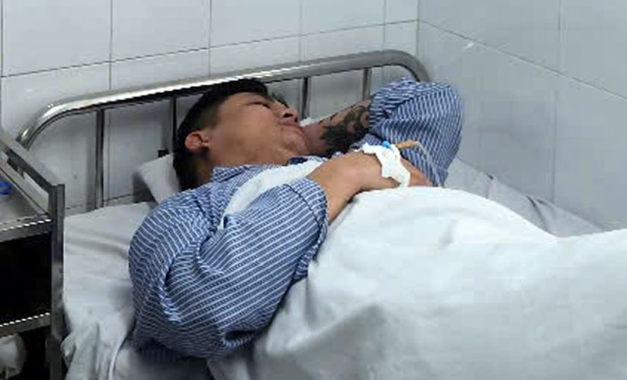 Tai xe taxi G7 bi danh nhap vien dang cho duoc giam dinh thuong tich hinh anh