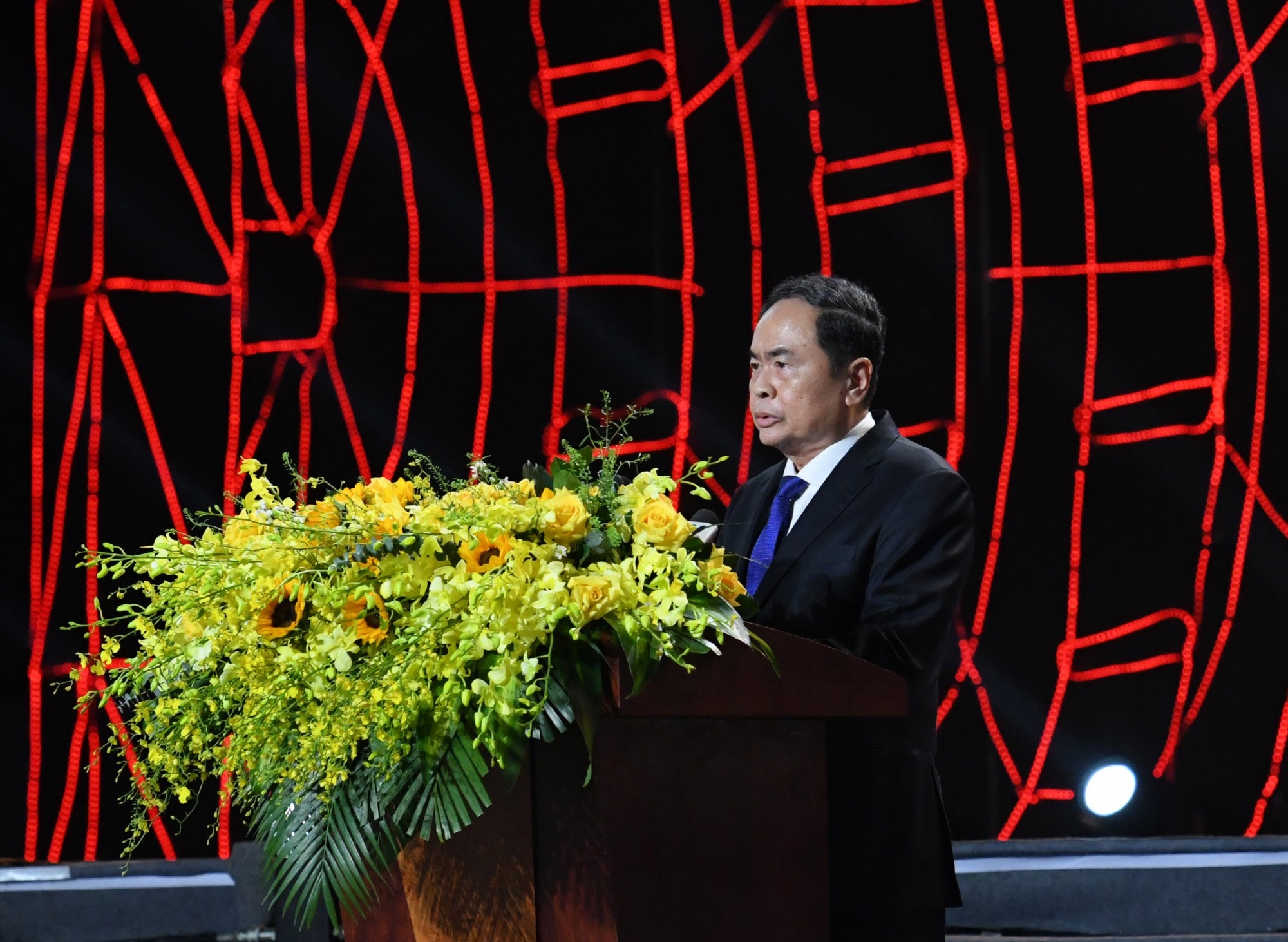 Giai phong mien Nam anh 2