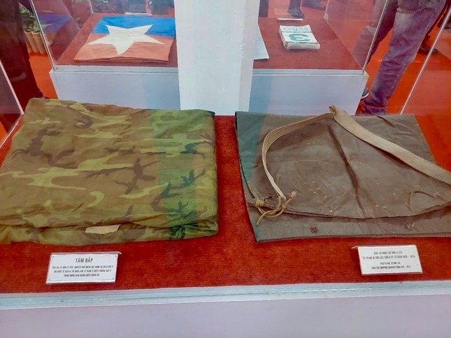 Tan thay 200 tu lieu quy thoi khang chien hinh anh