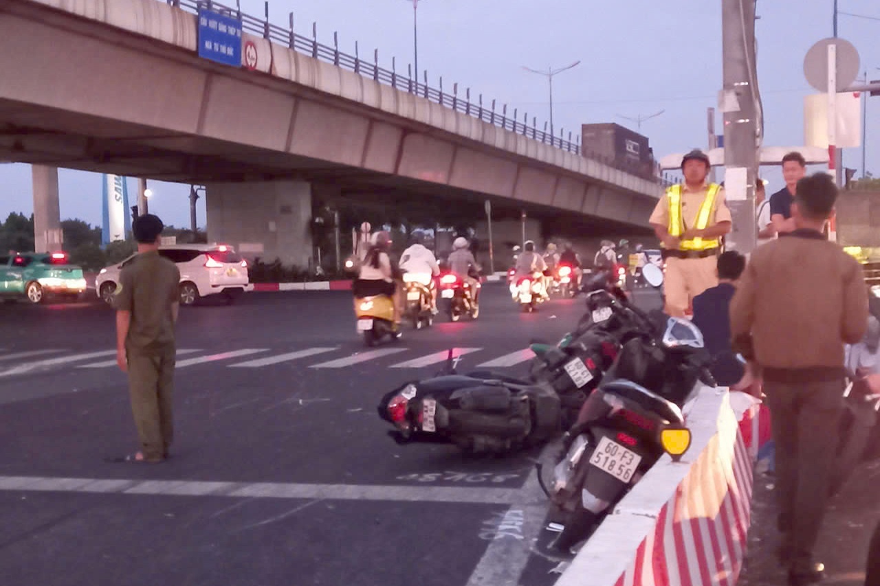 Nu tai xe Mercedes TP.HCM anh 3