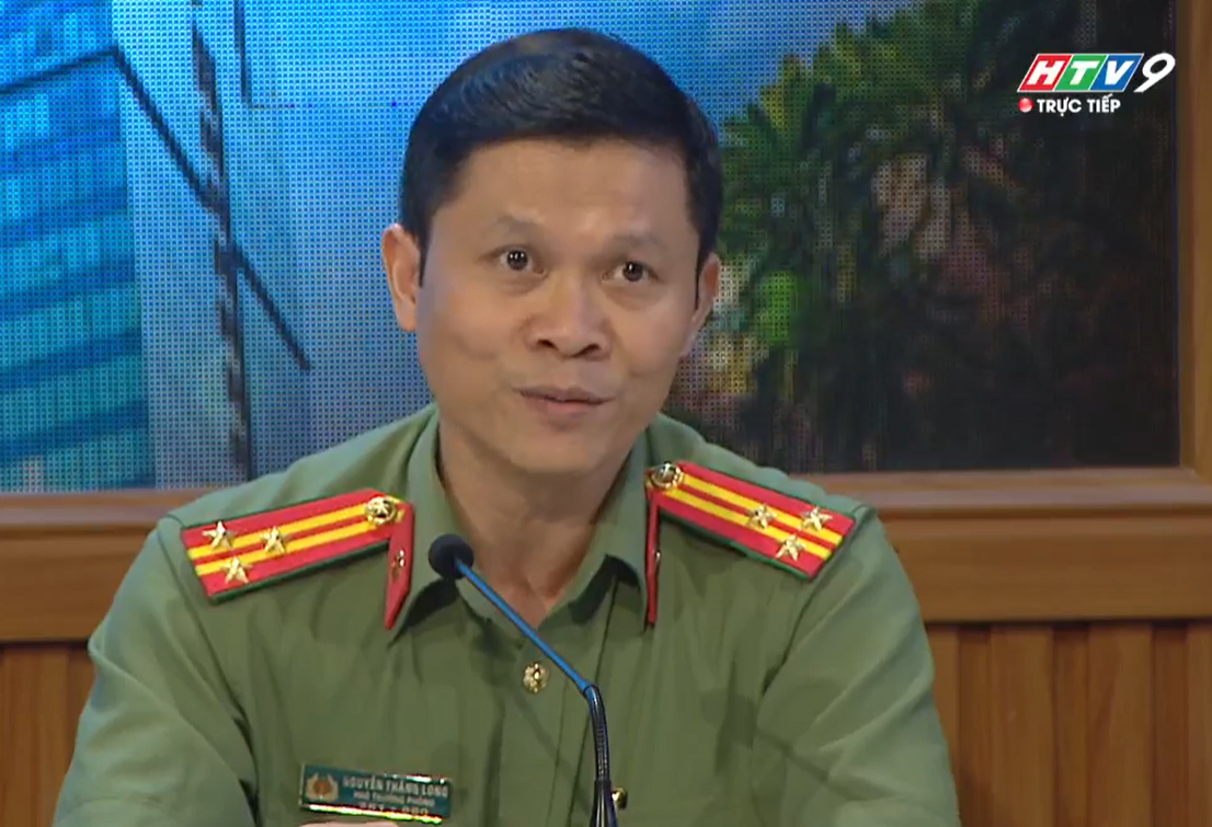 Cong an huyen TP.HCM anh 1