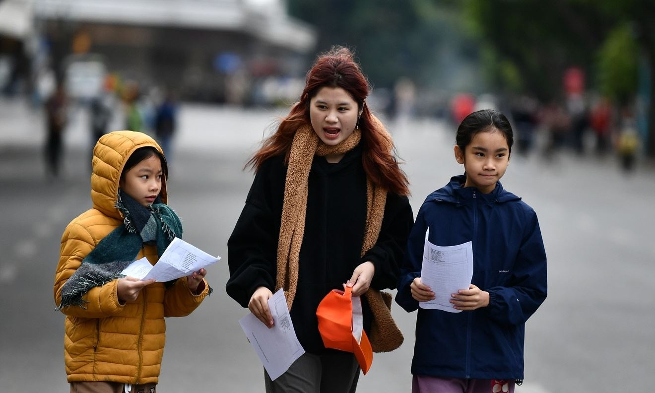 Du bao thoi tiet 17/3: Ha Noi ret kho, Nam Bo co mua hinh anh