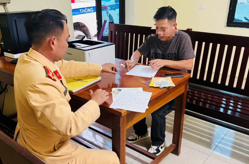 Vua lai vua dien thoai anh 1