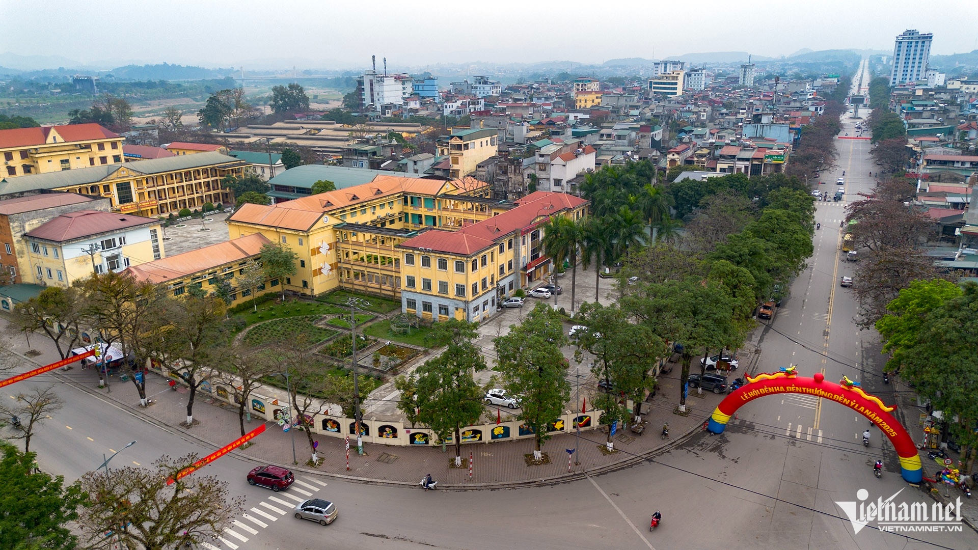 Sap nhap tinh thanh anh 1