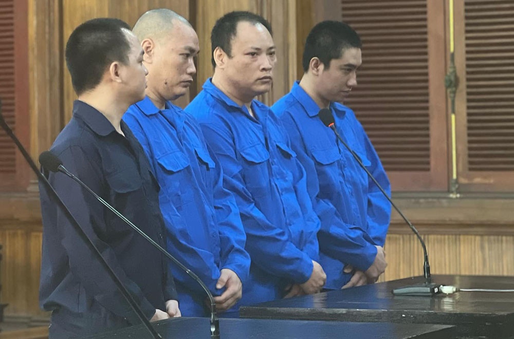 Bang giang ho thu tien bao ke o cho dau moi Binh Dien lanh an hinh anh