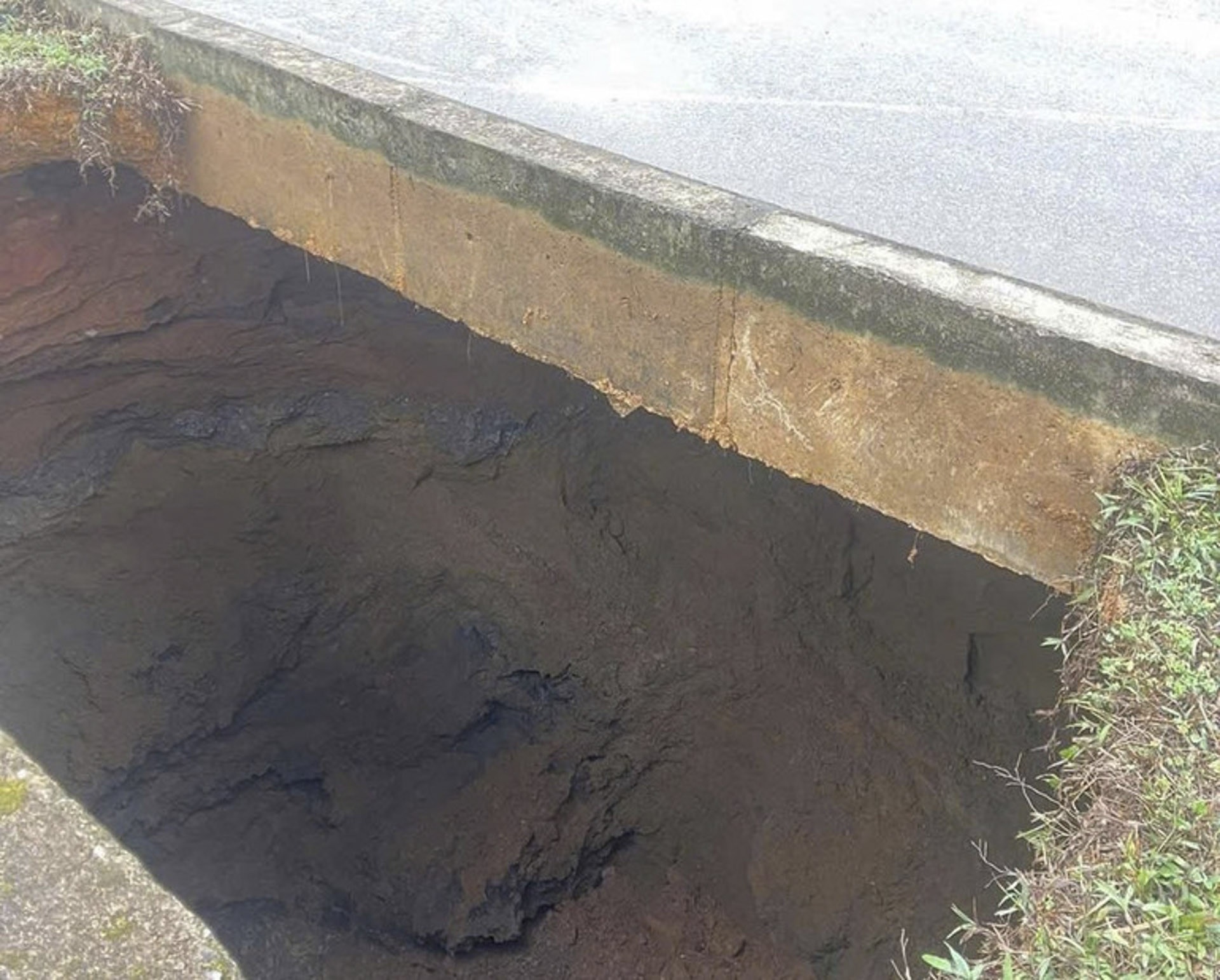 Ho tu than Bac Kan anh 2