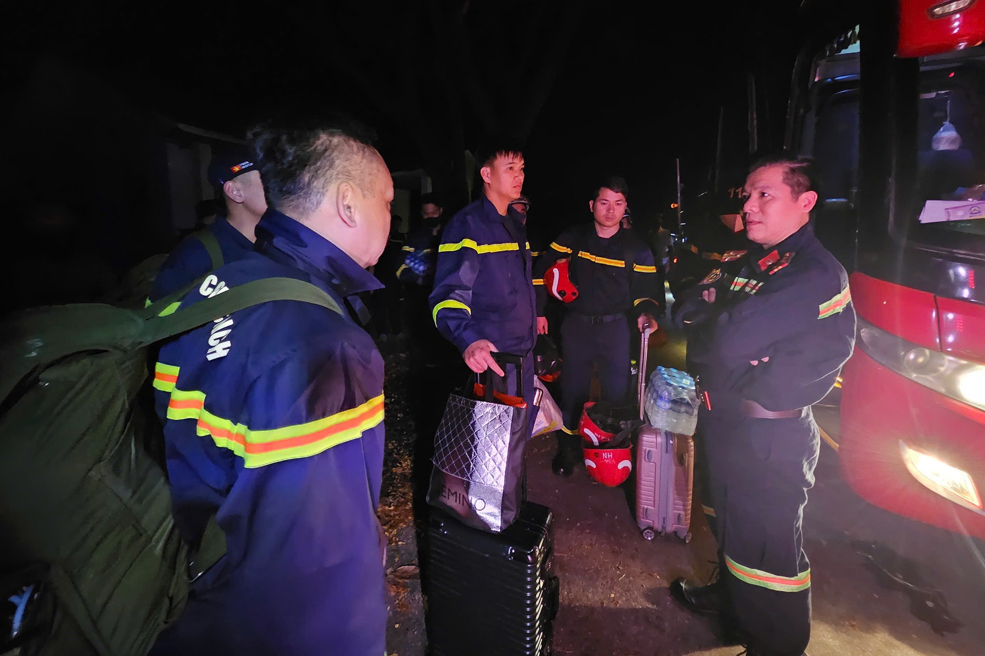 Dong dat Myanmar Viet Nam anh 1