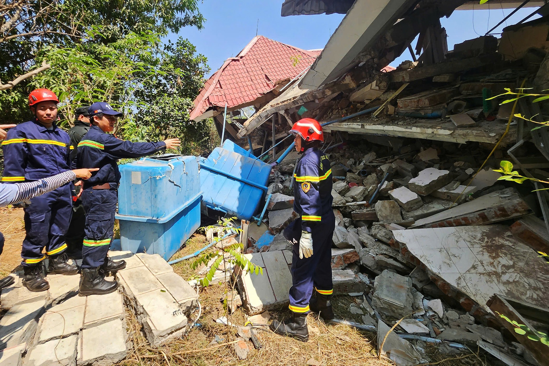 Dong dat Myanmar Viet Nam anh 3