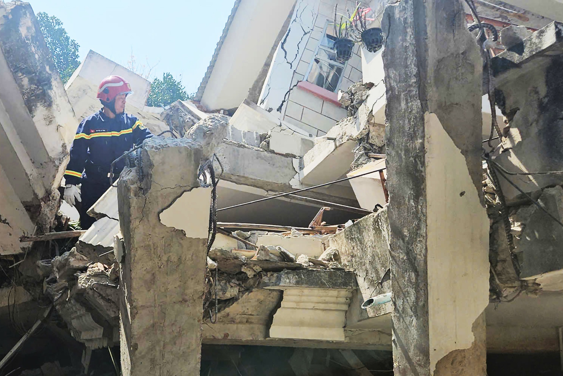 Dong dat Myanmar Viet Nam anh 4