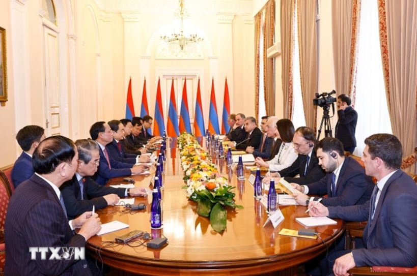 Tran Thanh Man Armenia anh 3