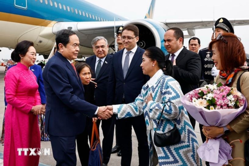 Chu tich Quoc hoi Uzbekistan anh 2