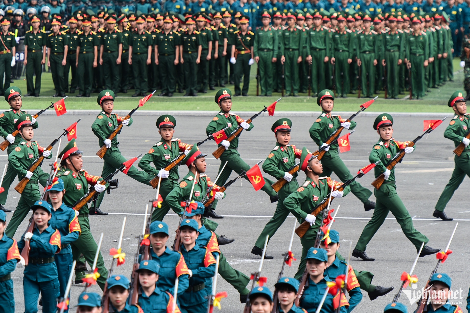 Thuong Bo Quoc phong anh 2