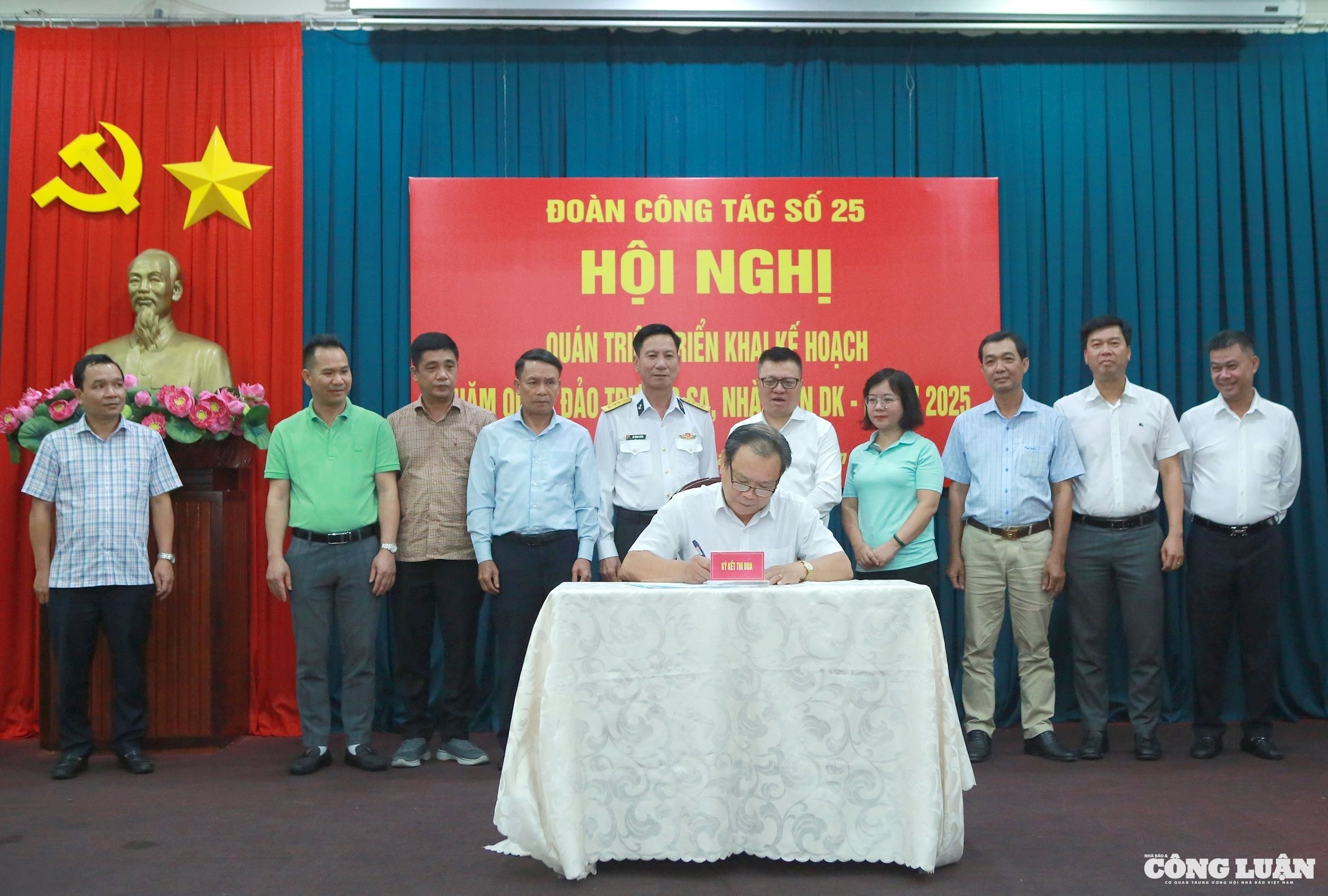 Tham Truong Sa anh 11