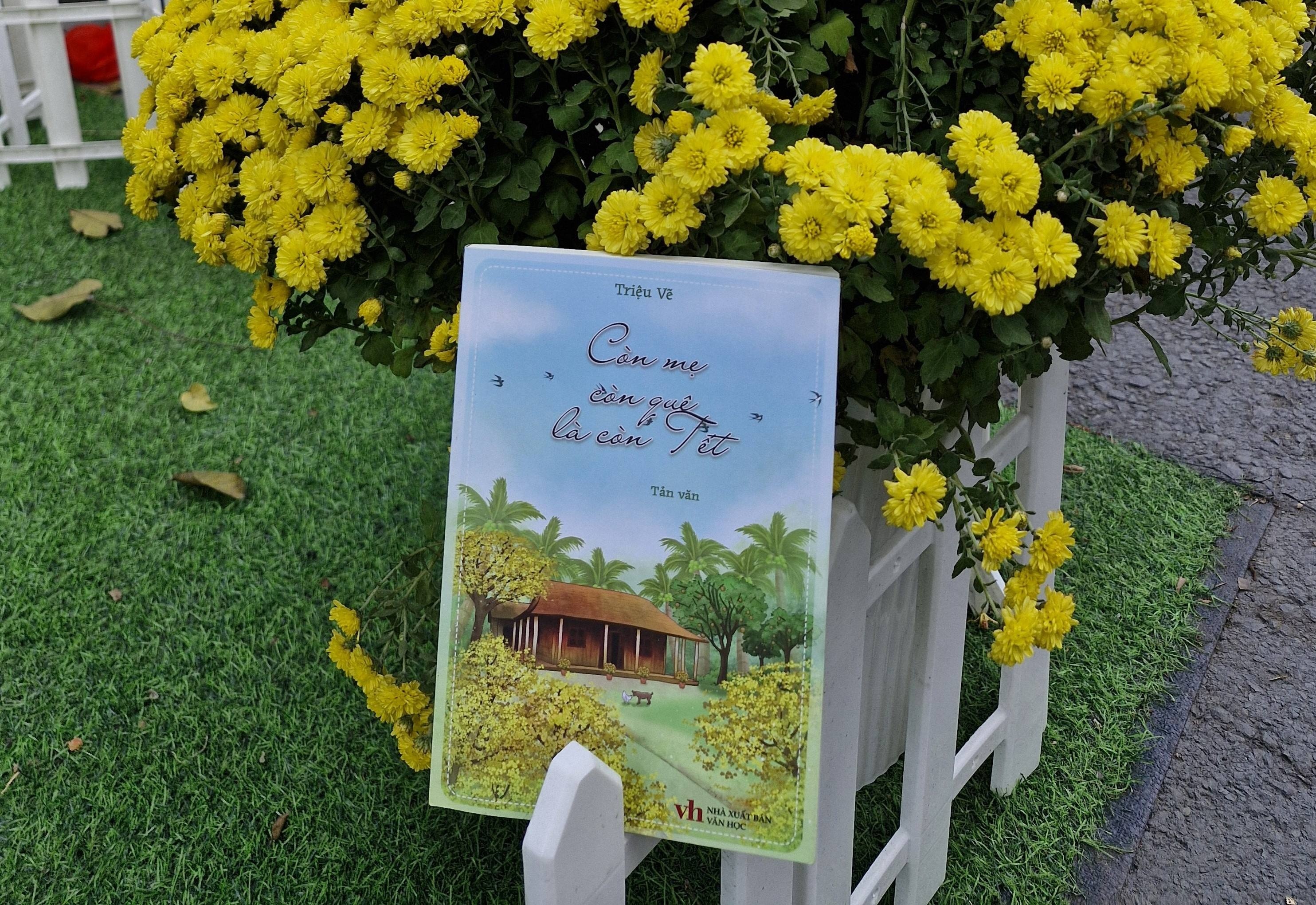 'Con me, con que la con tat' hinh anh