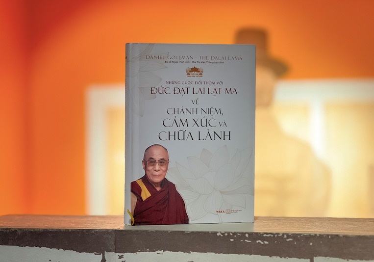 Vesak anh 1