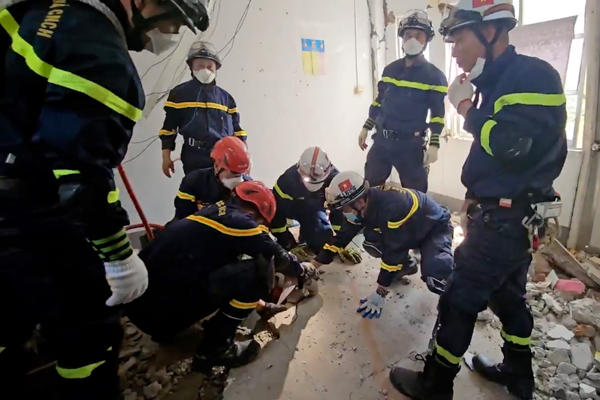 Doan cuu ho Bo Cong an ket thuc nhiem vu tai Myanmar, chuan bi ve nuoc hinh anh