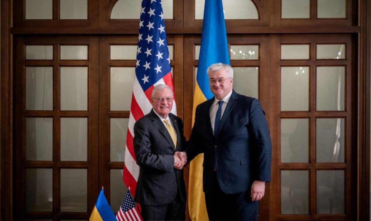 DPV My de xuat 'chia tach lanh tho' cho ke hoach hoa binh tai Ukraine hinh anh