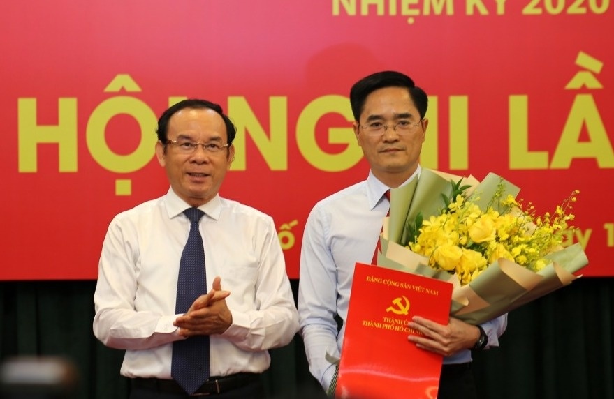 Bo sung ong Tran Quang Lam tham gia Ban Chap hanh Dang bo TP.HCM hinh anh