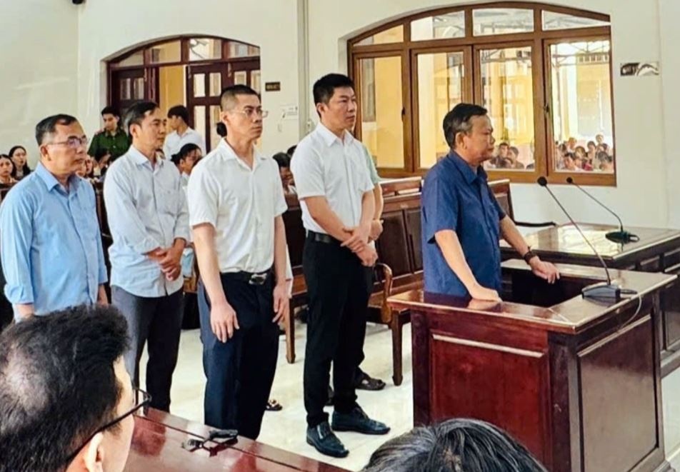 Xay 'chui' 680 can nha, can bo huyen va lanh dao Cong ty LDG hau toa hinh anh